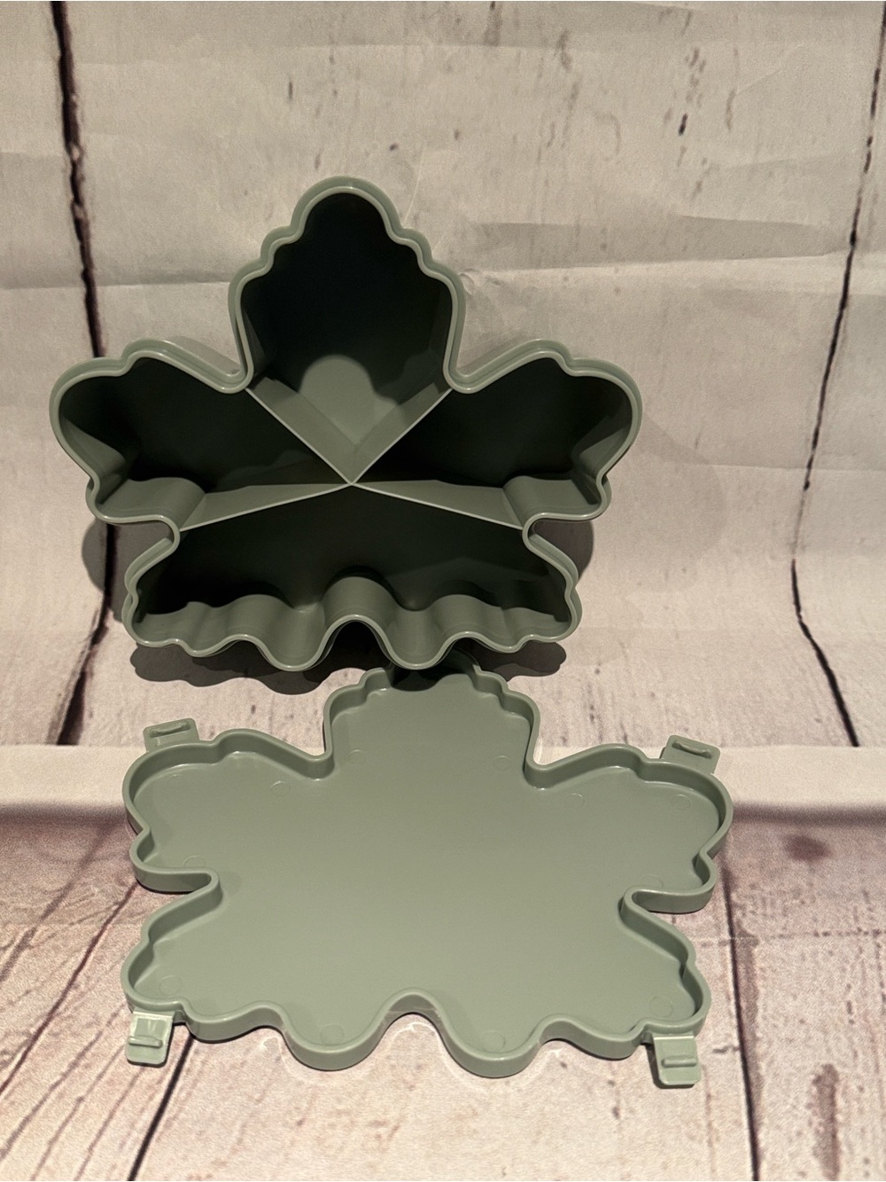 NWT SureFresh Fall Leaf Snackle Box 3 Piece Set - Picture 7 of 16